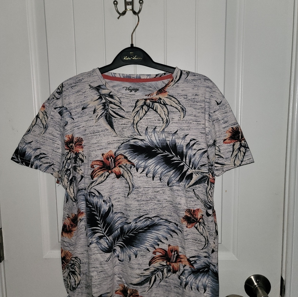 Voyage Tropical Print Men's Shirt Medium